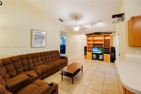 Casa en venta en Palm Beach, Florida, 3 dormitorios, 144.56 m2 № 1992157 - foto 15