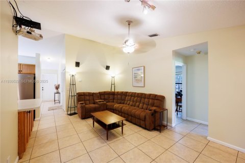 Casa en venta en Palm Beach, Florida, 3 dormitorios, 144.56 m2 № 1992157 - foto 16