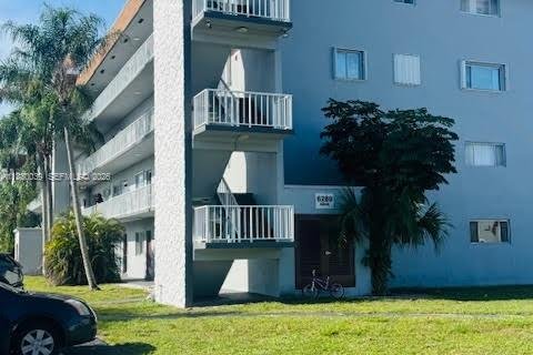 Copropriété à vendre à Lake Worth, Floride: 2 chambres, 70.23 m2 № 2020465 - photo 13