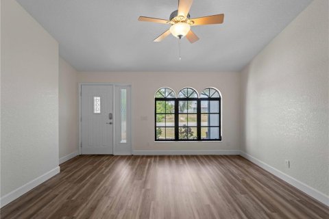 House in Port Charlotte, Florida 4 bedrooms, 234.49 sq.m. № 1509394 - photo 27
