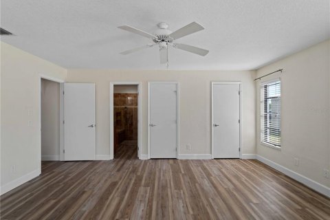 House in Port Charlotte, Florida 4 bedrooms, 234.49 sq.m. № 1509394 - photo 12