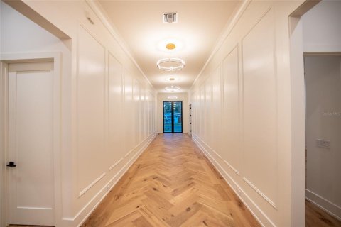 Casa en venta en Orlando, Florida, 5 dormitorios, 407.75 m2 № 1648710 - foto 6
