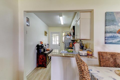 Commercial property in Ormond Beach, Florida 4 bedrooms, 125.42 sq.m. № 2096704 - photo 29