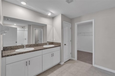 House in Riverview, Florida 4 bedrooms, 179.77 sq.m. № 1919268 - photo 29