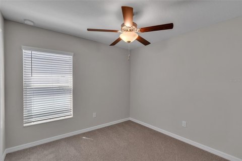 House in Riverview, Florida 4 bedrooms, 179.77 sq.m. № 1919268 - photo 12