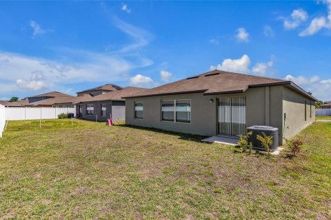 House in Riverview, Florida 4 bedrooms, 179.77 sq.m. № 1919268 - photo 5