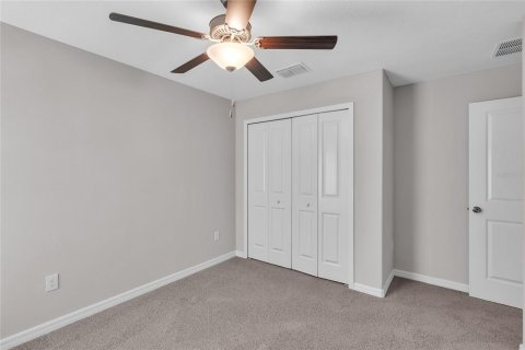House in Riverview, Florida 4 bedrooms, 179.77 sq.m. № 1919268 - photo 16