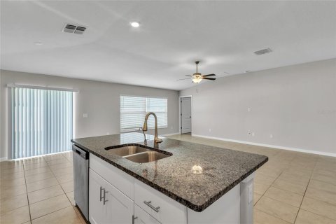 House in Riverview, Florida 4 bedrooms, 179.77 sq.m. № 1919268 - photo 23