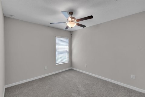 House in Riverview, Florida 4 bedrooms, 179.77 sq.m. № 1919268 - photo 15