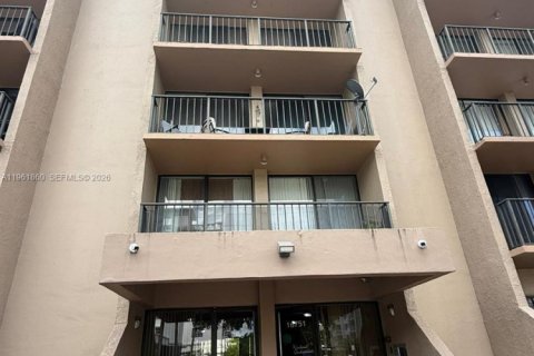 Condo in North Miami Beach, Florida, 1 bedroom  № 2024660