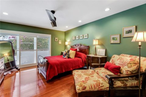 Casa en venta en Pinecrest, Florida, 5 dormitorios, 439.52 m2 № 2030273 - foto 24