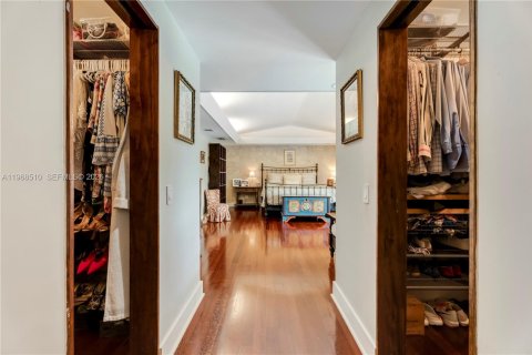 Casa en venta en Pinecrest, Florida, 5 dormitorios, 439.52 m2 № 2030273 - foto 18