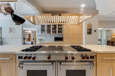 Casa en venta en Pinecrest, Florida, 5 dormitorios, 439.52 m2 № 2030273 - foto 14