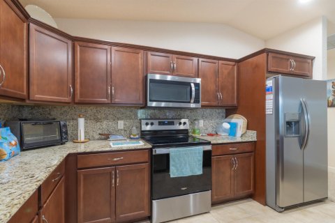 Villa ou maison à vendre à Port St. Lucie, Floride: 2 chambres, 151.15 m2 № 2191221 - photo 12