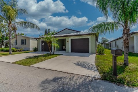 Villa ou maison à vendre à Port St. Lucie, Floride: 2 chambres, 151.15 m2 № 2191221 - photo 2