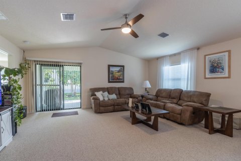 Villa ou maison à vendre à Port St. Lucie, Floride: 2 chambres, 151.15 m2 № 2191221 - photo 8