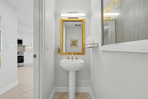 Copropriété à vendre à Safety Harbor, Floride: 3 chambres, 191.01 m2 № 2150868 - photo 10