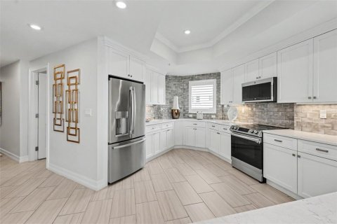 Copropriété à vendre à Safety Harbor, Floride: 3 chambres, 191.01 m2 № 2150868 - photo 11
