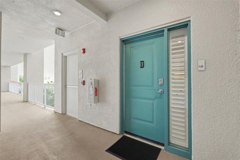 Copropriété à vendre à Safety Harbor, Floride: 3 chambres, 191.01 m2 № 2150868 - photo 4