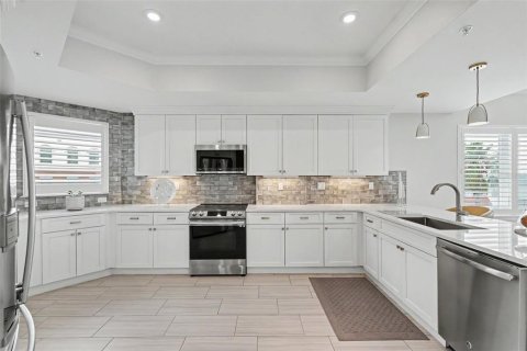 Copropriété à vendre à Safety Harbor, Floride: 3 chambres, 191.01 m2 № 2150868 - photo 15