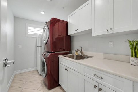 Copropriété à vendre à Safety Harbor, Floride: 3 chambres, 191.01 m2 № 2150868 - photo 30