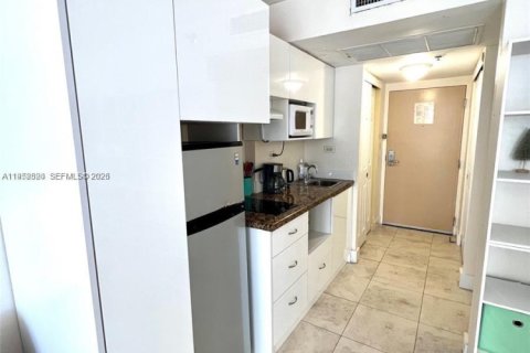 Купить кондоминиум в Санни-Айлс-Бич, Флорида 33.44м2, № 2008601 - фото 21