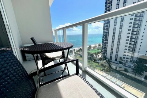 Купить кондоминиум в Санни-Айлс-Бич, Флорида 33.44м2, № 2008601 - фото 28