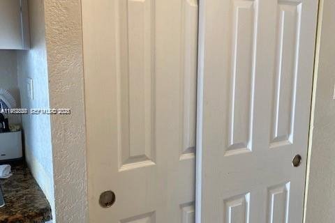 Купить кондоминиум в Санни-Айлс-Бич, Флорида 33.44м2, № 2008601 - фото 18