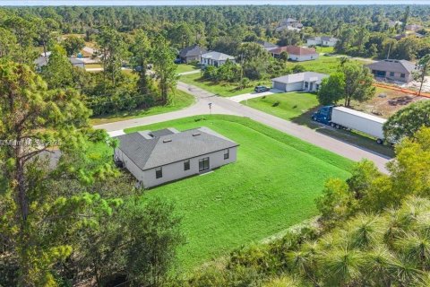 Casa en venta en Lehigh Acres, Florida, 3 dormitorios, 126.16 m2 № 1976293 - foto 22