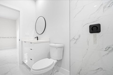 Casa en venta en Lehigh Acres, Florida, 3 dormitorios, 126.16 m2 № 1976293 - foto 12