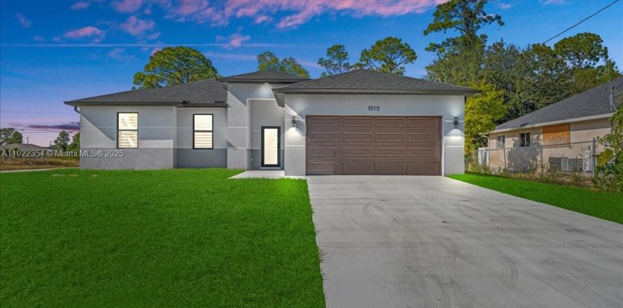 Casa en Lehigh Acres, Florida 3 dormitorios, 126.16 m2 № 1976293