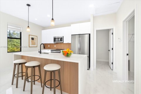 Casa en venta en Lehigh Acres, Florida, 3 dormitorios, 126.16 m2 № 1976293 - foto 6