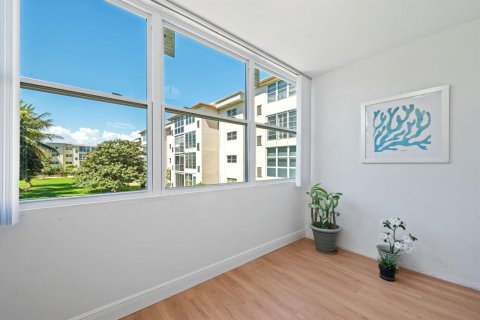 Купить кондоминиум в Бойнтон-Бич, Флорида 3 комнаты, 81.2м2, № 2084187 - фото 19