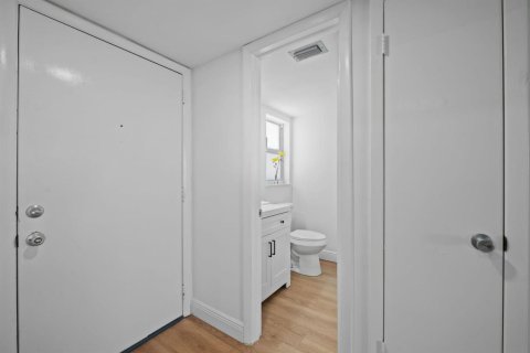 Купить кондоминиум в Бойнтон-Бич, Флорида 3 комнаты, 81.2м2, № 2084187 - фото 9