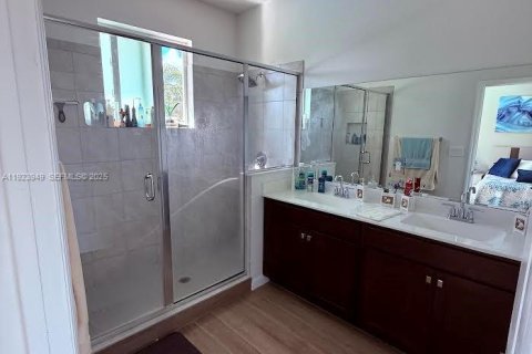 Casa en venta en Homestead, Florida, 3 dormitorios, 154.5 m2 № 1982341 - foto 16