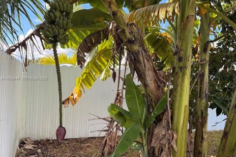 Casa en venta en Homestead, Florida, 3 dormitorios, 154.5 m2 № 1982341 - foto 30