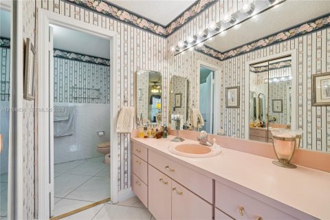 Villa ou maison à vendre à Miami, Floride: 3 chambres, 154.59 m2 № 2426240 - photo 25