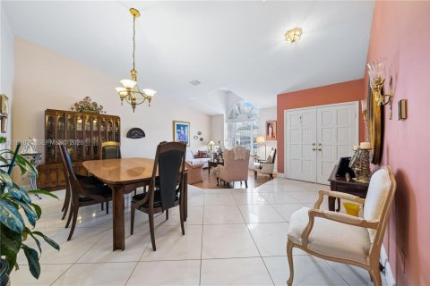 Villa ou maison à vendre à Miami, Floride: 3 chambres, 154.59 m2 № 2426240 - photo 14