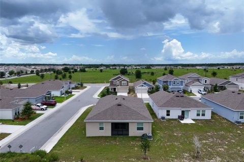 House in Davenport, Florida 3 bedrooms, 163.51 sq.m. № 2206639 - photo 21