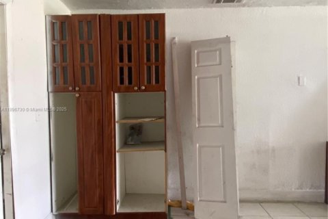 Купить таунхаус в Майами-Гарденс, Флорида 2 спальни, 100.33м2, № 1948691 - фото 2