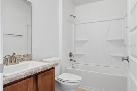 Casa en venta en Winter Haven, Florida, 3 dormitorios, 145.76 m2 № 2213004 - foto 20