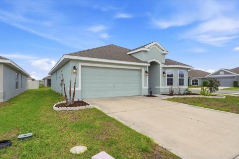 Casa en venta en Winter Haven, Florida, 3 dormitorios, 145.76 m2 № 2213004 - foto 3