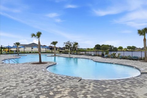 Casa en venta en Winter Haven, Florida, 3 dormitorios, 145.76 m2 № 2213004 - foto 9
