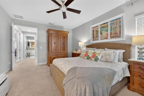 House in Apollo Beach, Florida 4 bedrooms, 271.74 sq.m. № 2113901 - photo 29