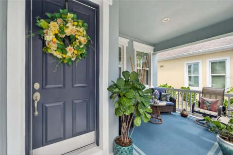 House in Apollo Beach, Florida 4 bedrooms, 271.74 sq.m. № 2113901 - photo 3
