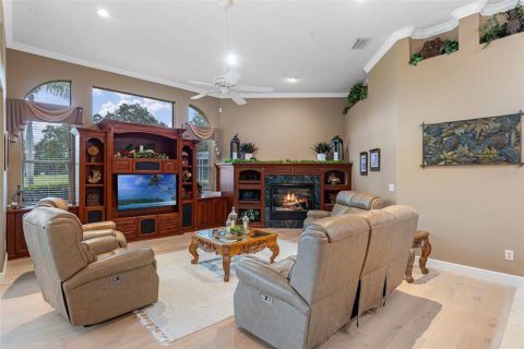 Casa en venta en Winter Springs, Florida, 4 dormitorios, 383.78 m2 № 1796598 - foto 15