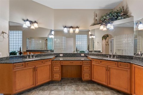 Casa en venta en Winter Springs, Florida, 4 dormitorios, 383.78 m2 № 1796598 - foto 20