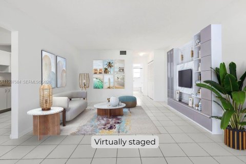 Copropriété à vendre à Dania Beach, Floride: 1 chambre, 71.35 m2 № 2089959 - photo 2