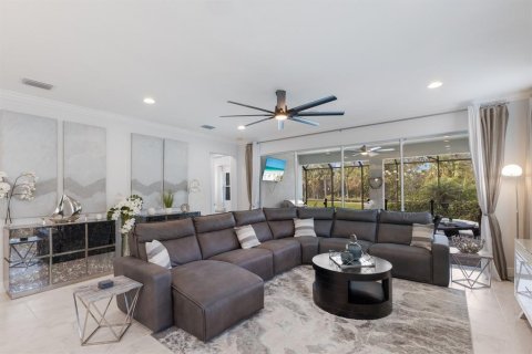 House in Sarasota, Florida 2 bedrooms, 213.49 sq.m. № 1585840 - photo 13