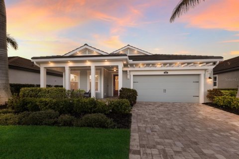 House in Sarasota, Florida 2 bedrooms, 213.49 sq.m. № 1585840 - photo 6
